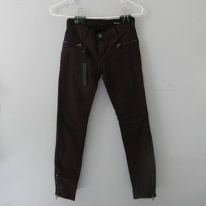 BLANKNYC burgundy skinny jeans w/ zippers